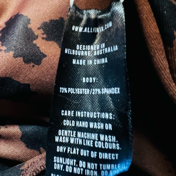 ALL FENIX CHEETAH LONGLINE PADDED SPORTS BRA SIZE SMALL CHOCOLATE & BLACK NWT - Picture 7 of 7